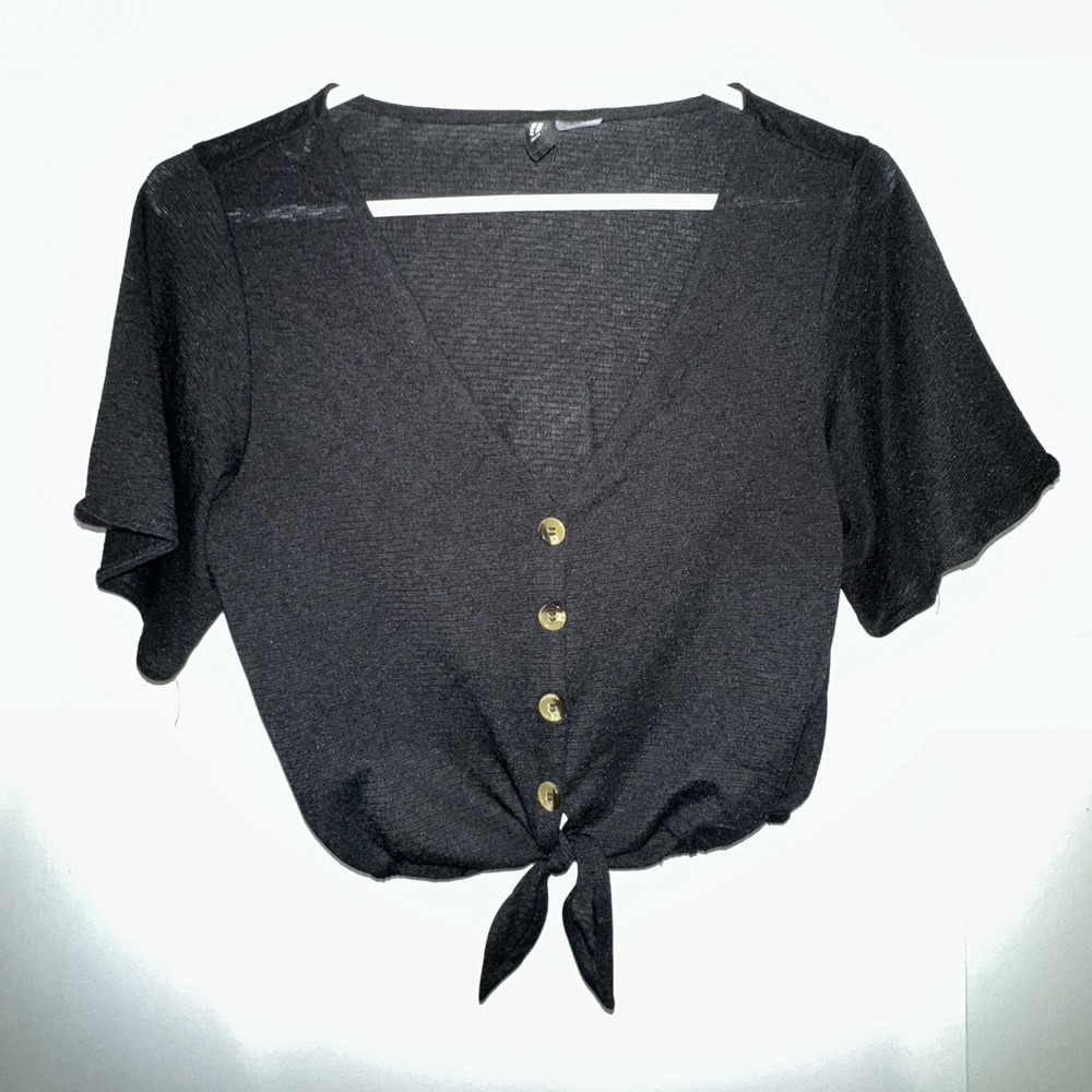 Black crop top